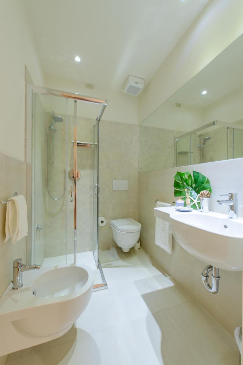 Hotel Esplanade Rimini Buitenkant foto
